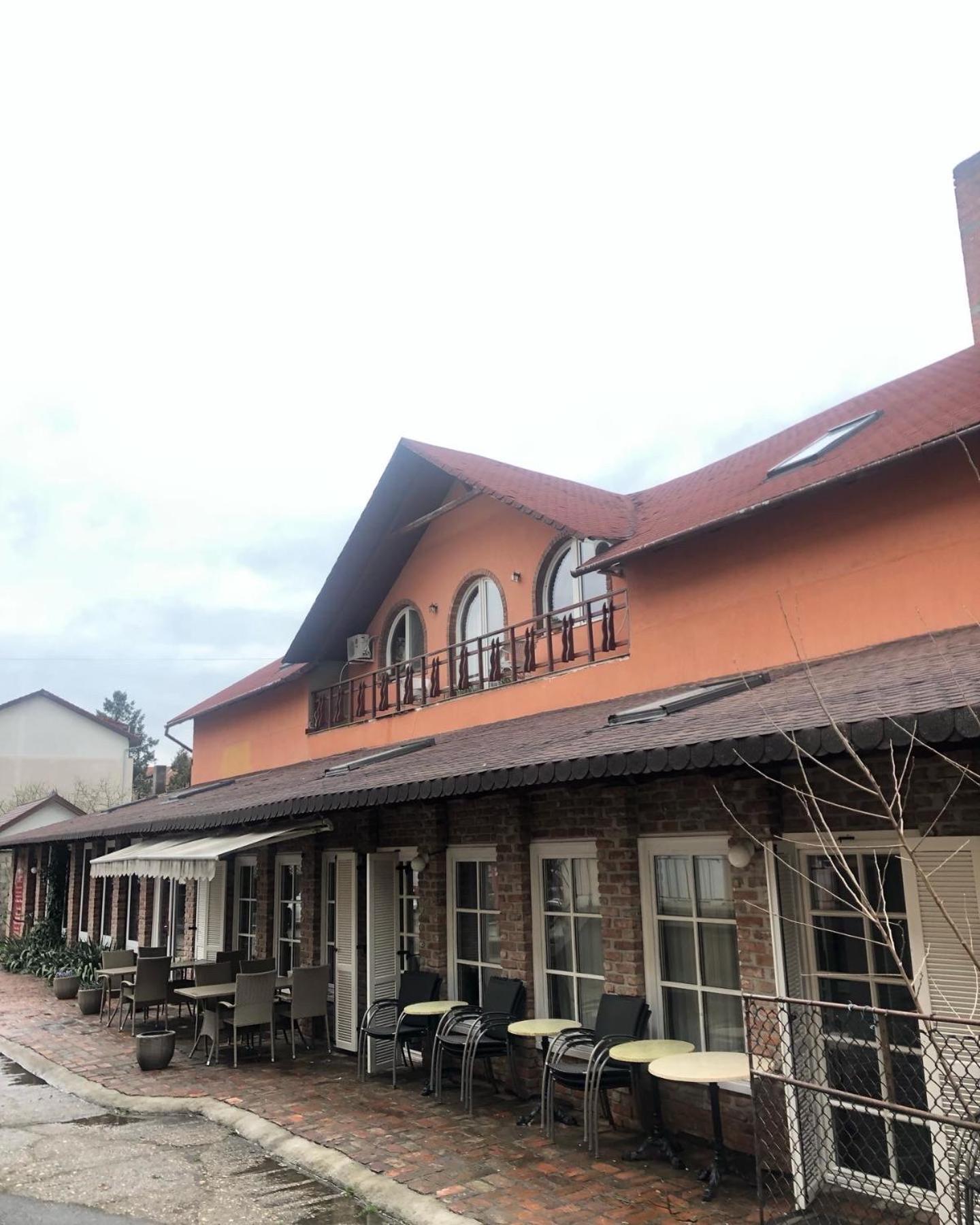 Vila Restaurant Sofia 马尔吉塔 外观 照片