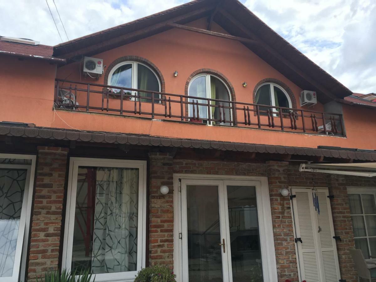 Vila Restaurant Sofia 马尔吉塔 外观 照片