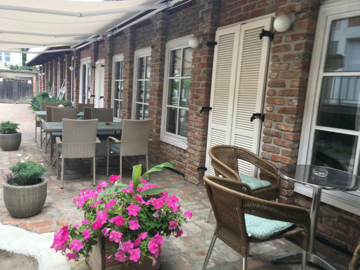 Vila Restaurant Sofia 马尔吉塔 外观 照片