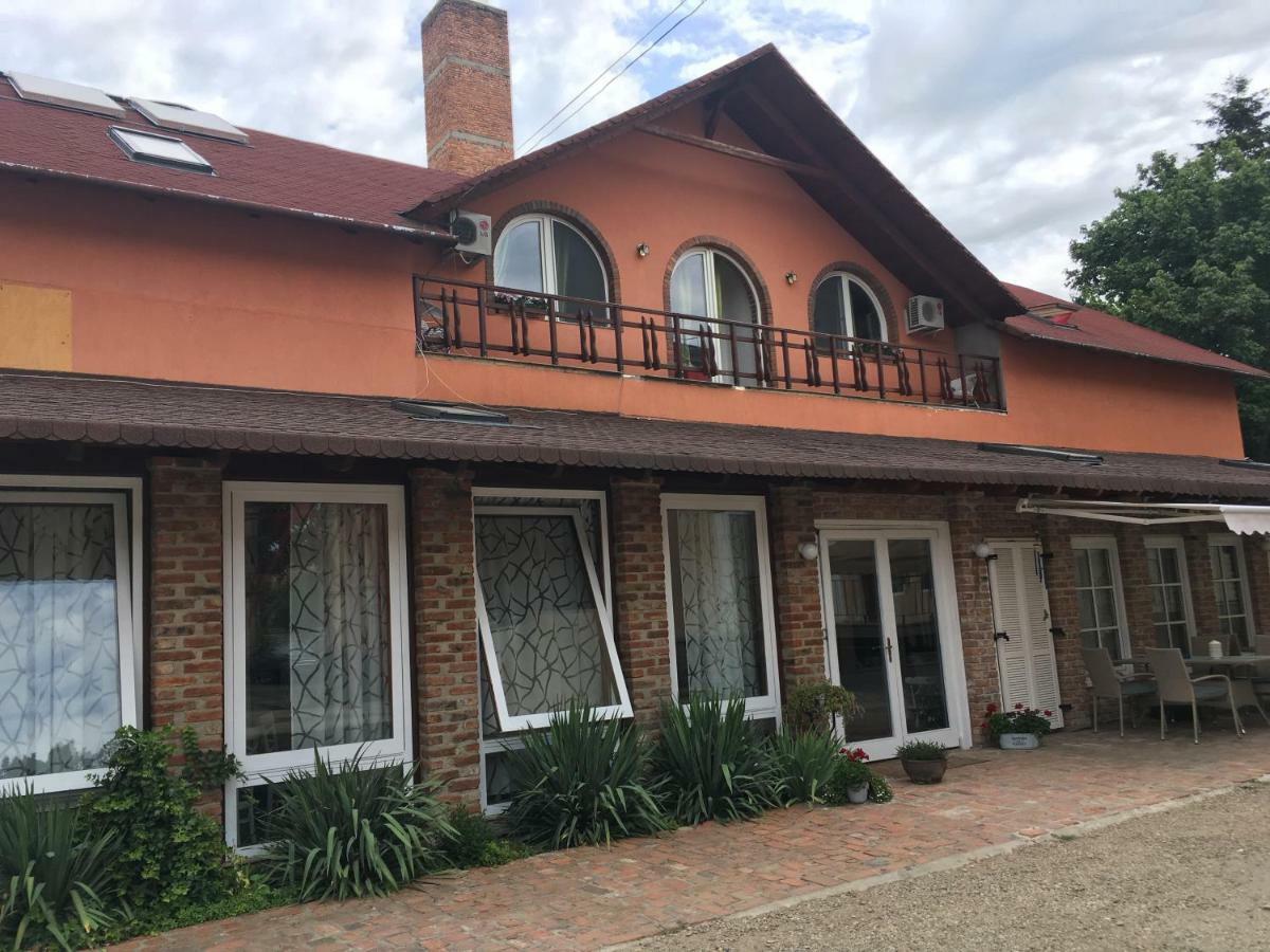 Vila Restaurant Sofia 马尔吉塔 外观 照片